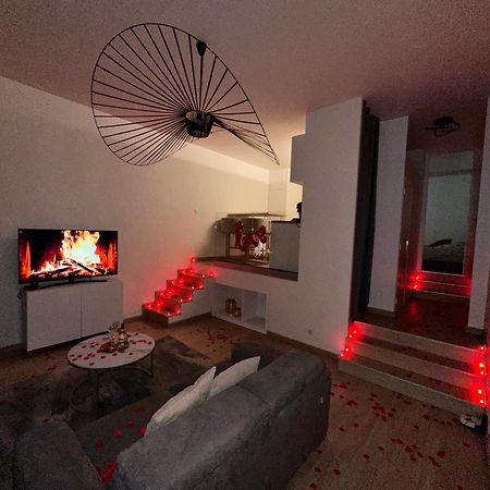 2 Pieces - Parking - Jacuzzi - Food & Drink - Love Menton Bagian luar foto