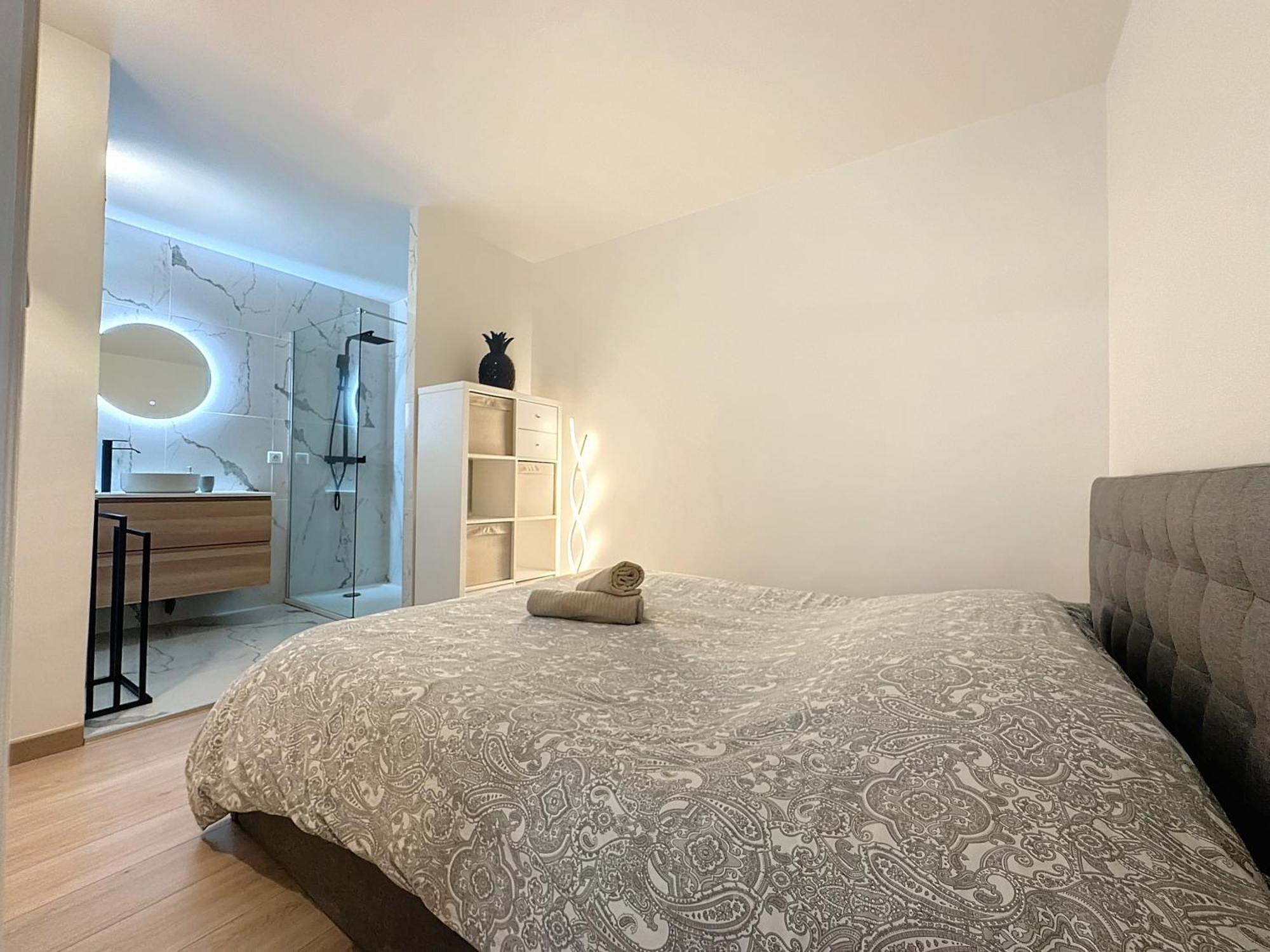 2 Pieces - Parking - Jacuzzi - Food & Drink - Love Menton Bagian luar foto