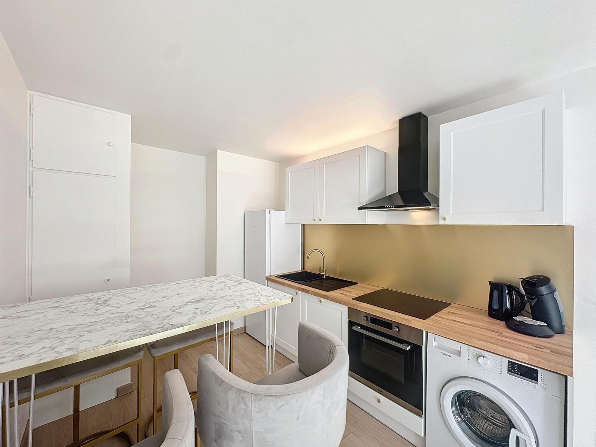2 Pieces - Parking - Jacuzzi - Food & Drink - Love Menton Bagian luar foto