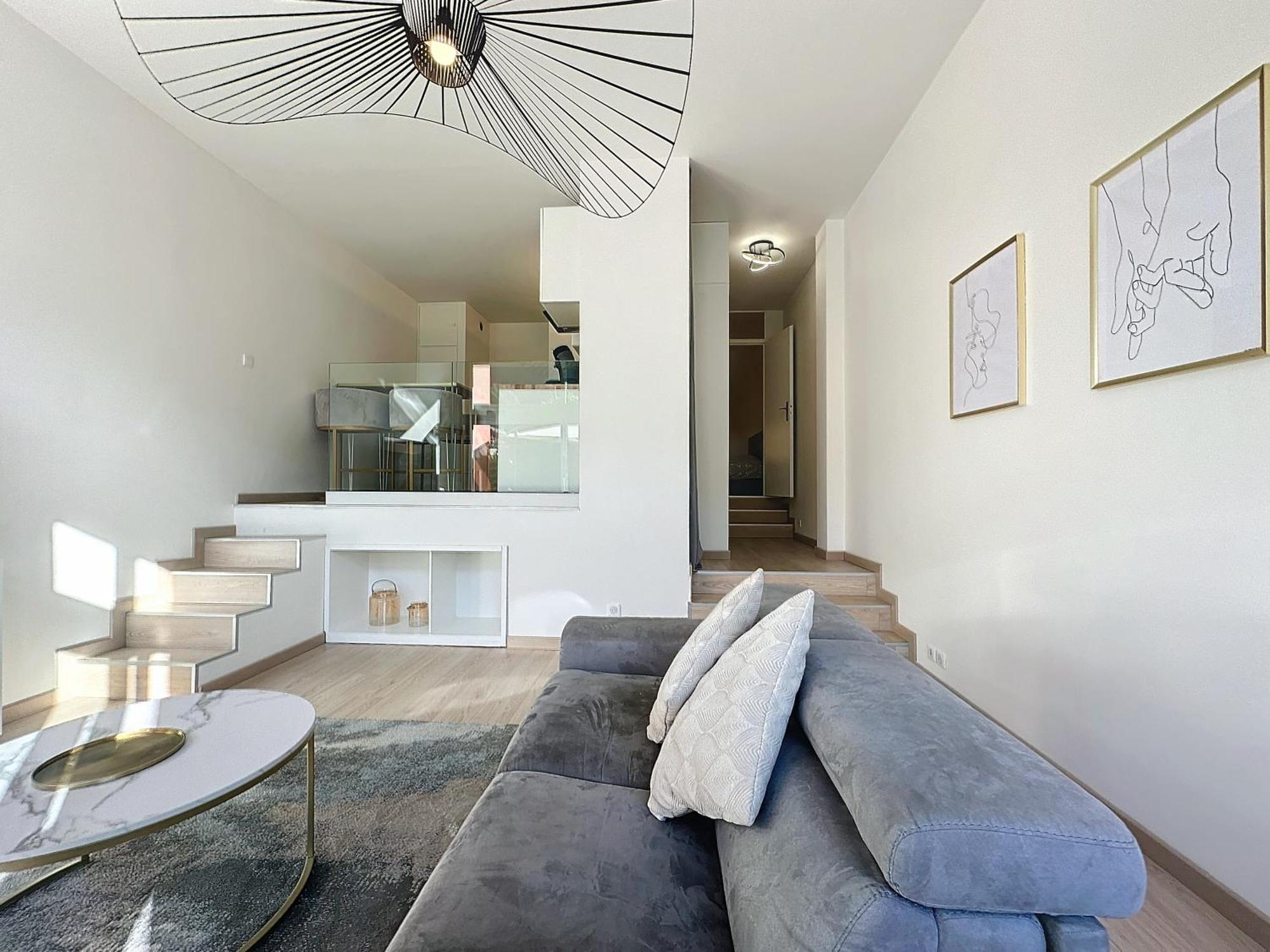 2 Pieces - Parking - Jacuzzi - Food & Drink - Love Menton Bagian luar foto